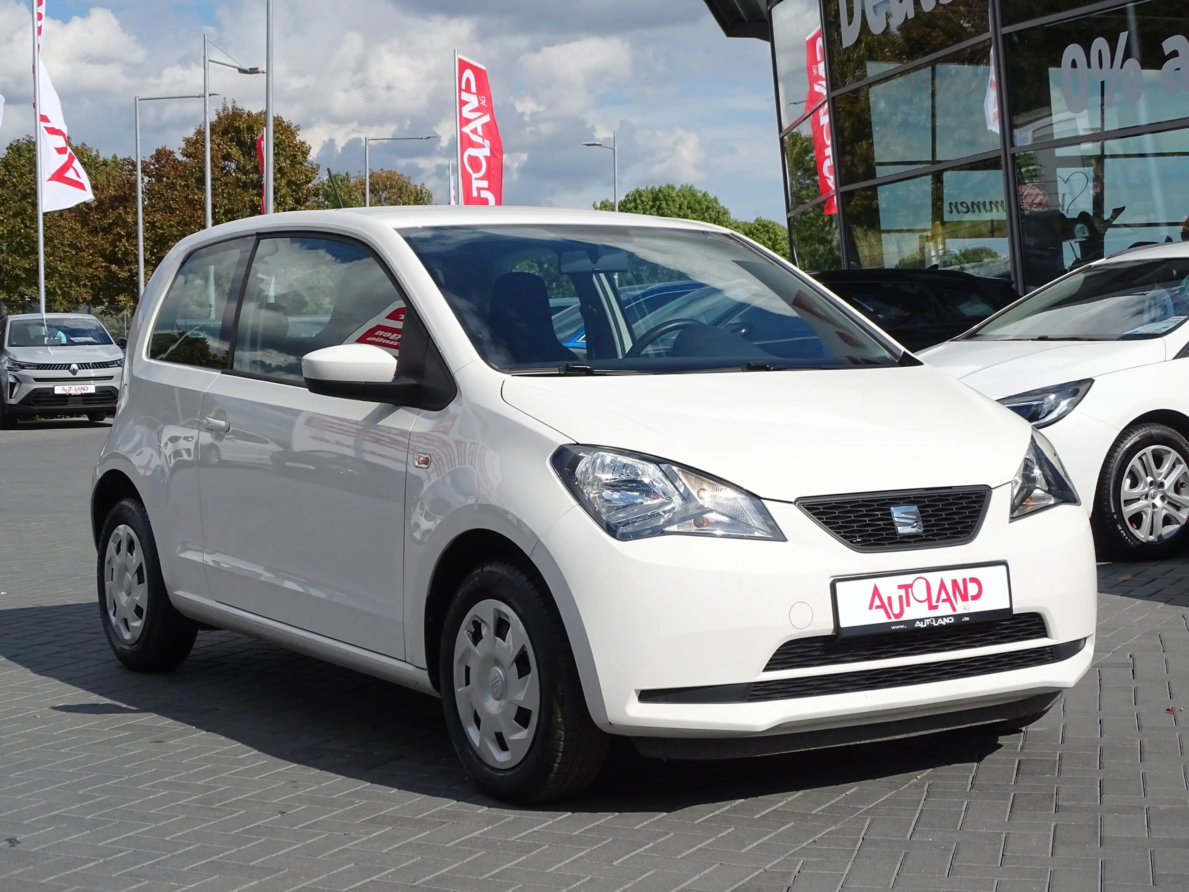 SEAT Mii 1.0 Style Klima Sitzheizung AUX 1.Hand — photo 7