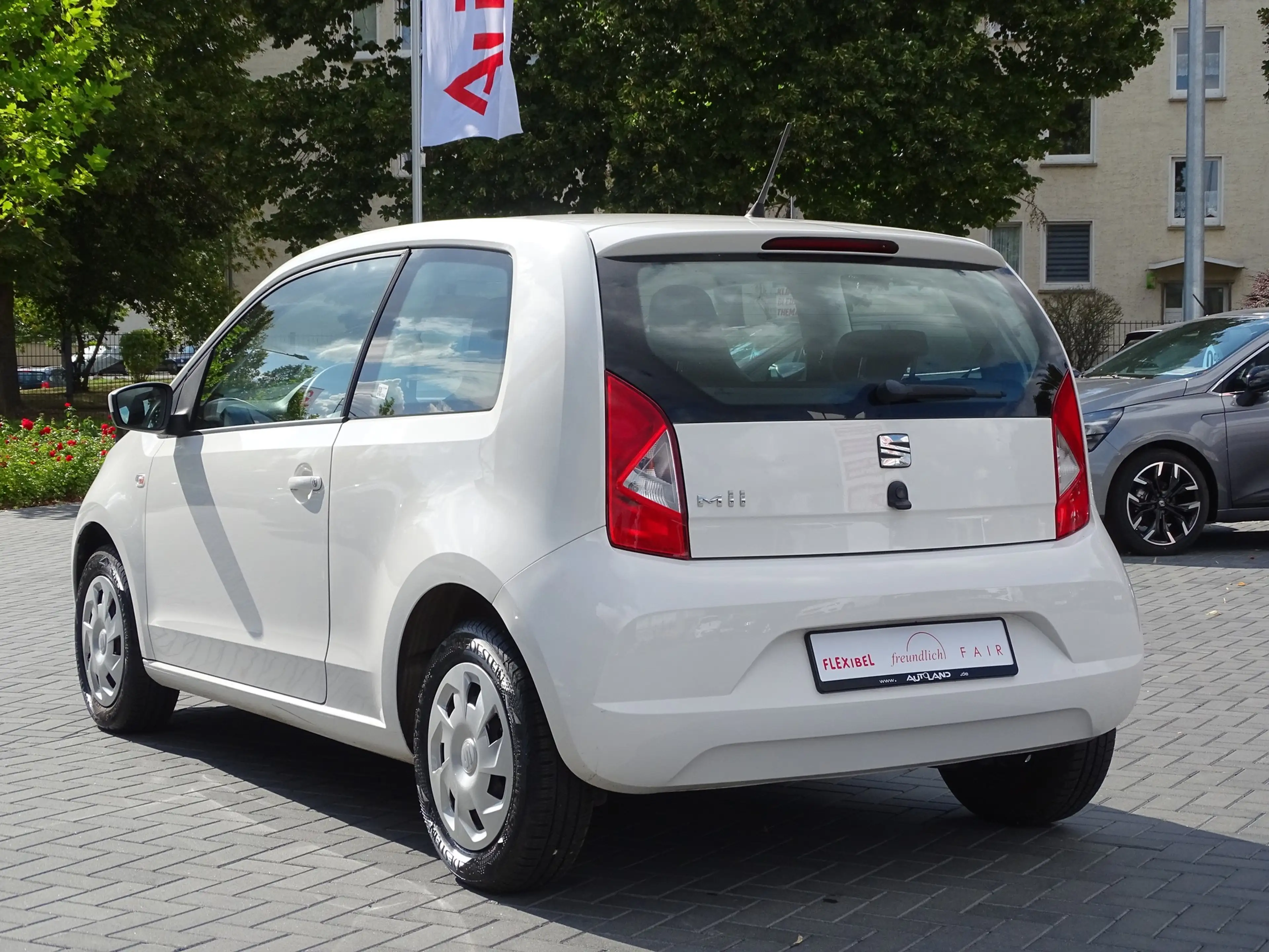 SEAT Mii 1.0 Style Klima Sitzheizung AUX 1.Hand — photo 3