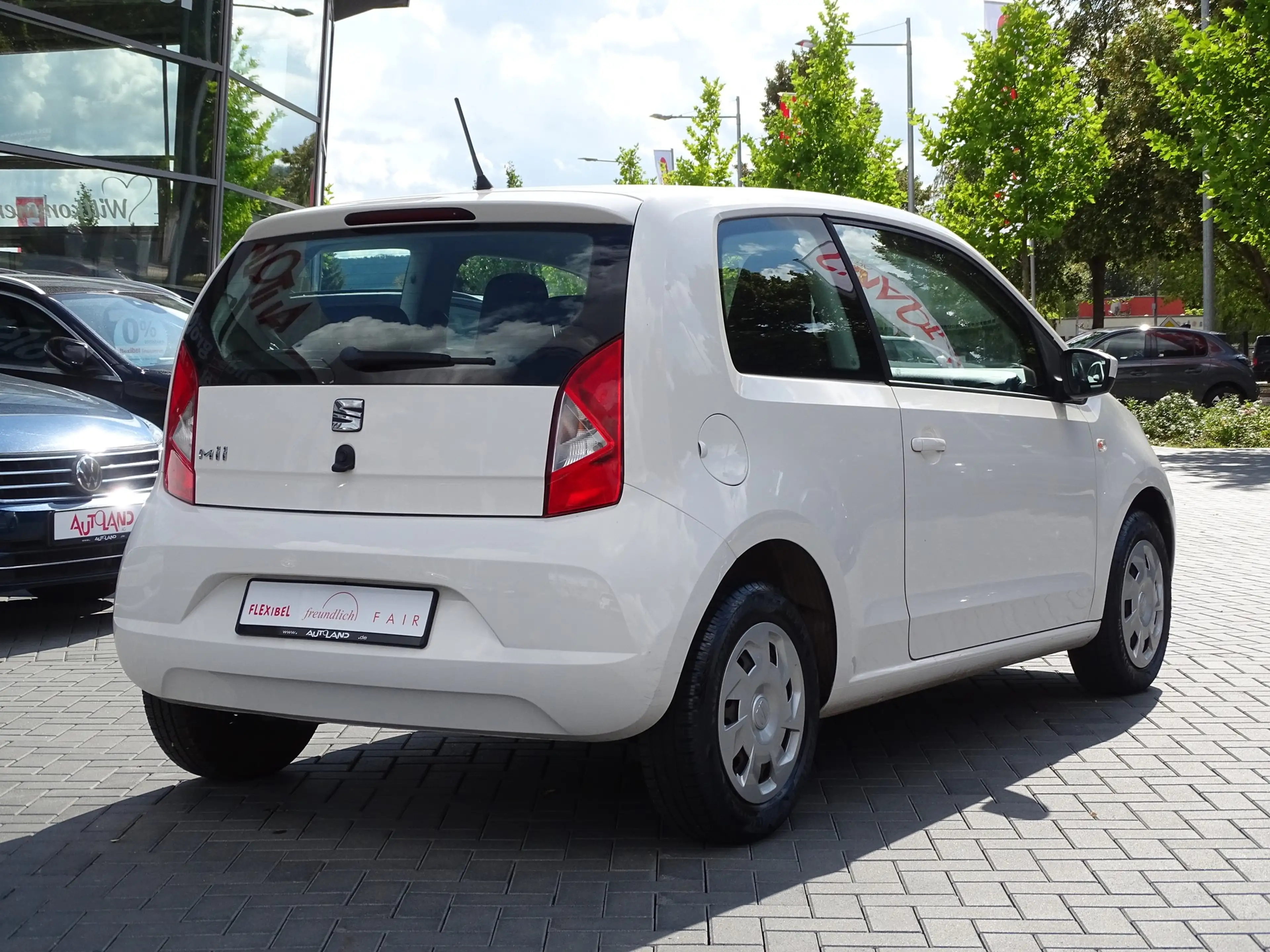 SEAT Mii 1.0 Style Klima Sitzheizung AUX 1.Hand — photo 5