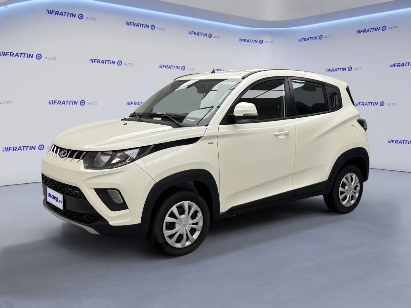 Mahindra KUV100 1.2 VVT M-Bifuel(GPL) K6 Blanc - 1