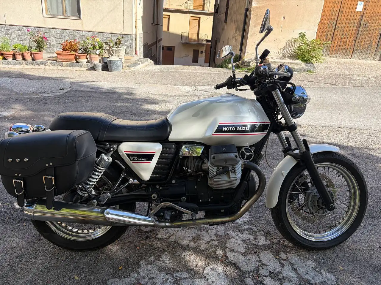 Moto Guzzi V 7