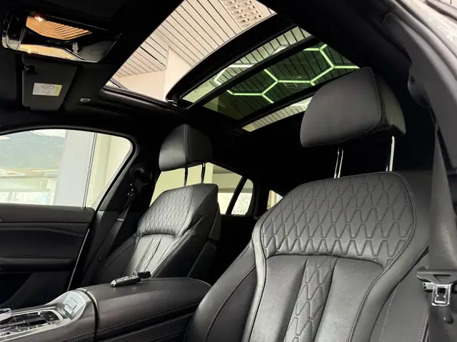 BMW X6 xDrive 30d / M-Sport / Mega Austattung Ansicht 21