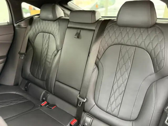 BMW X6 xDrive 30d / M-Sport / Mega Austattung Ansicht 15