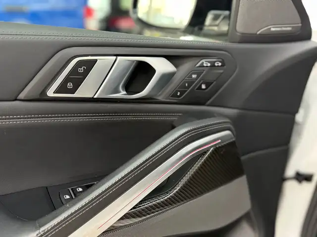 BMW X6 xDrive 30d / M-Sport / Mega Austattung Ansicht 18