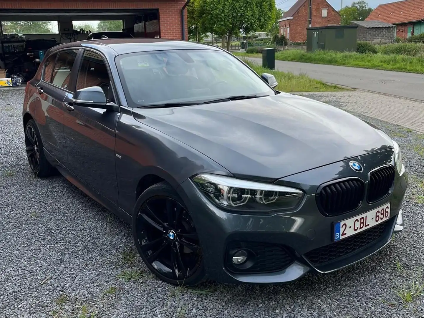BMW 118 118i Aut. Sport Line Gris - 1