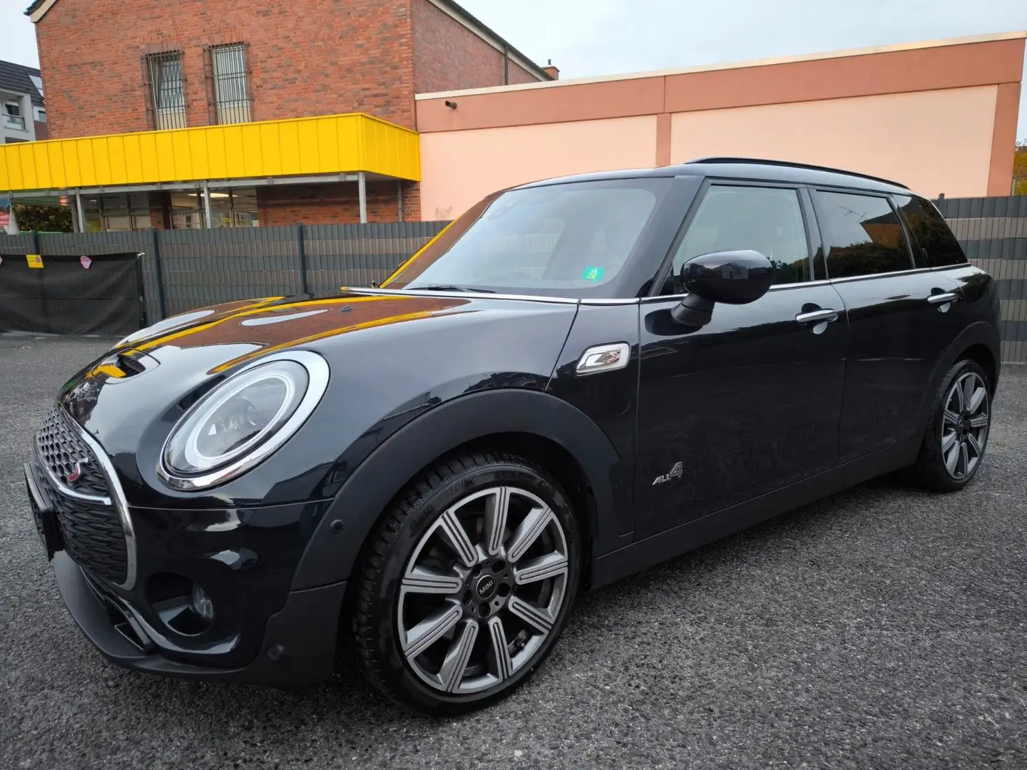MINI Cooper S Clubman ALL4 Pano-Leder-LED-HUD-RFK Negro - 1