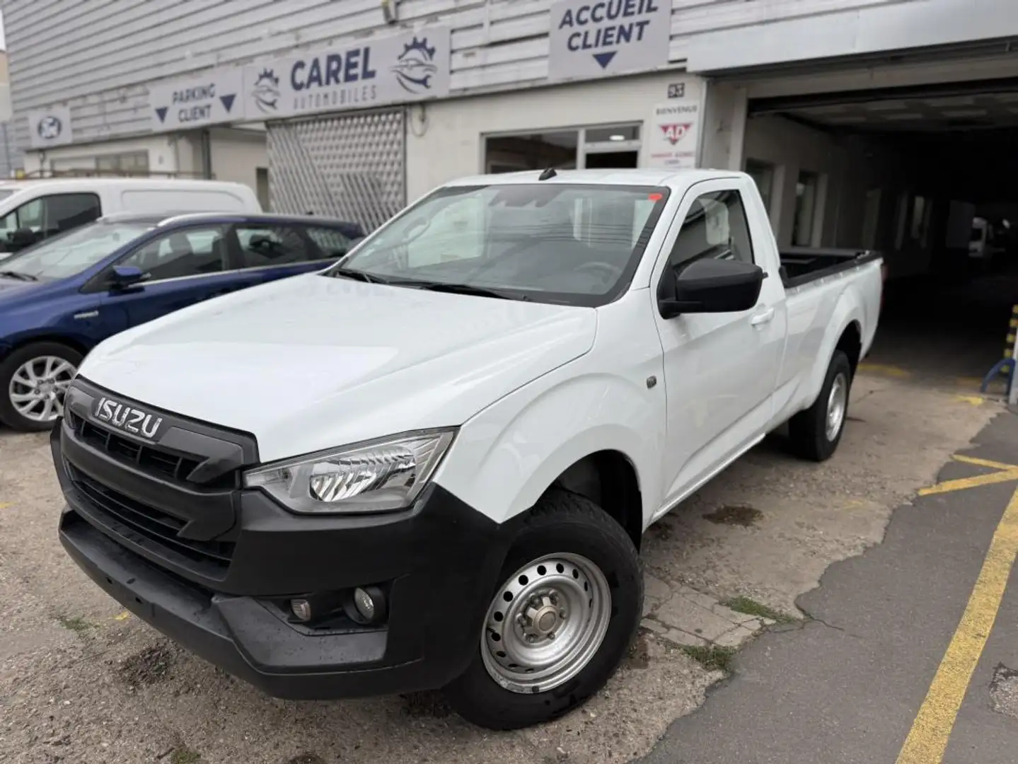Isuzu D-Max 1.9 TD 163 SIMPLE CABINE 4X4 Blanc - 1