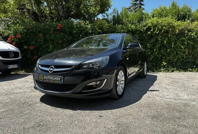 Opel Astra main image