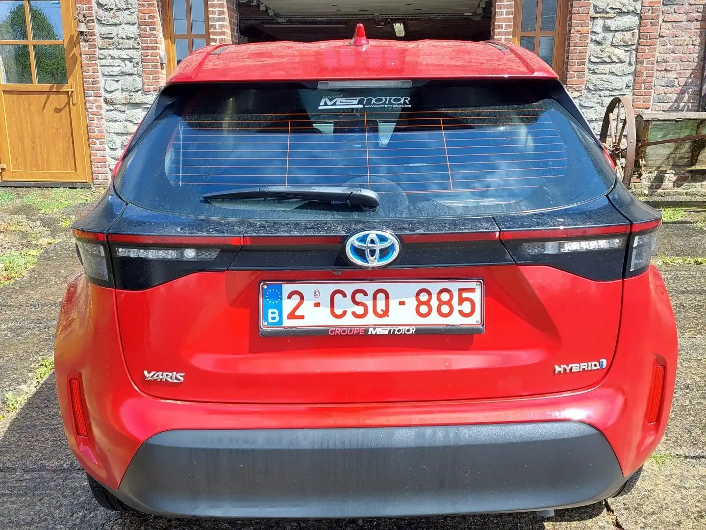 Toyota Yaris Cross 1.5i VVT-i Hybrid Dynamic Plus E-CVT Rood - 2