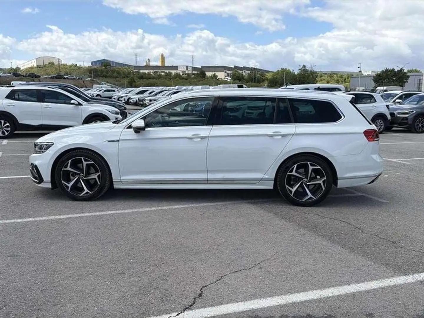Volkswagen Passat Variant 2.0TDI EVO R-Line DGS7 147kW Blanco - 2