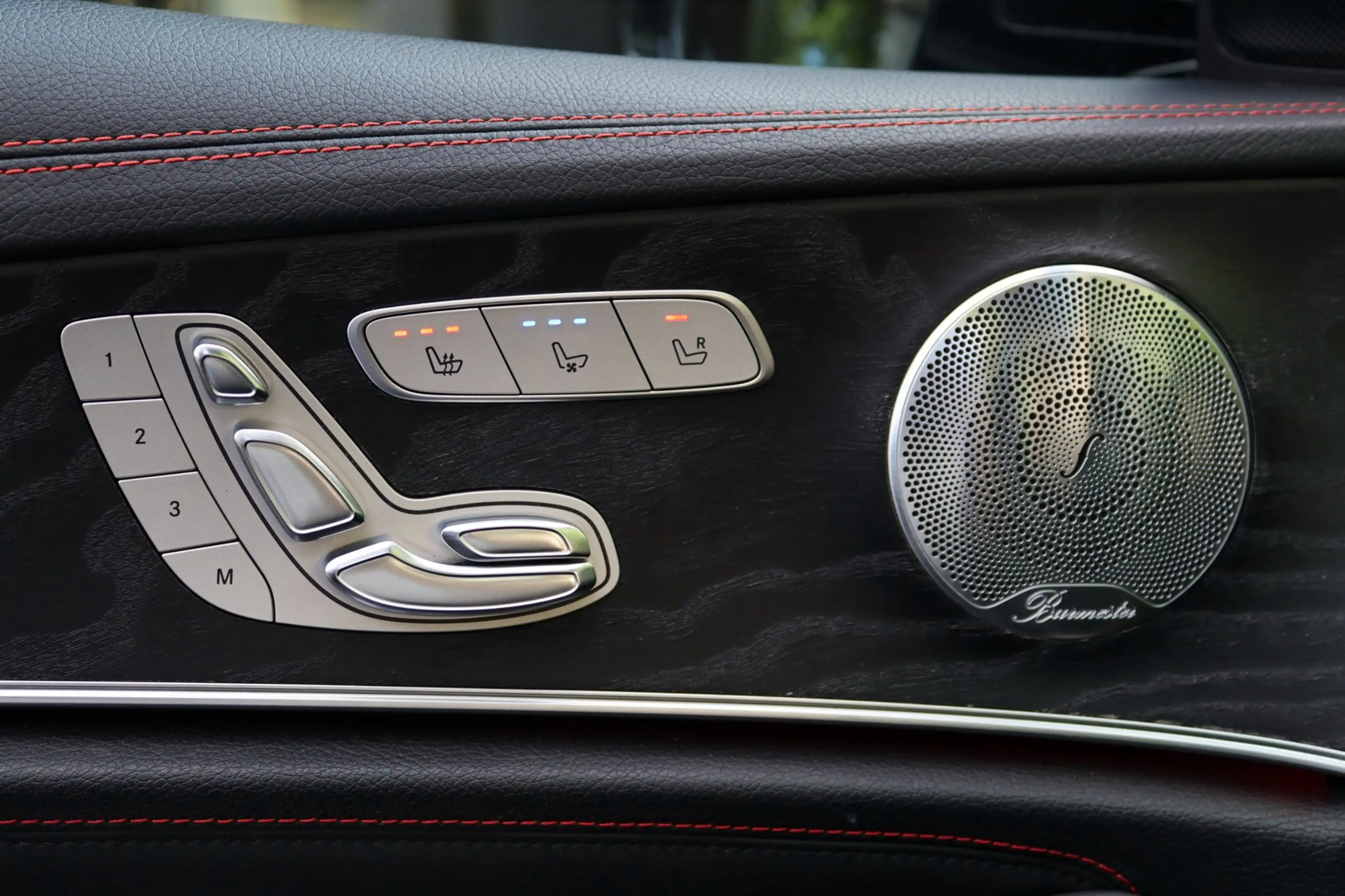 Mercedes-Benz E 43 AMG 4Matic PANO BURMESTER MEMORY — photo 2