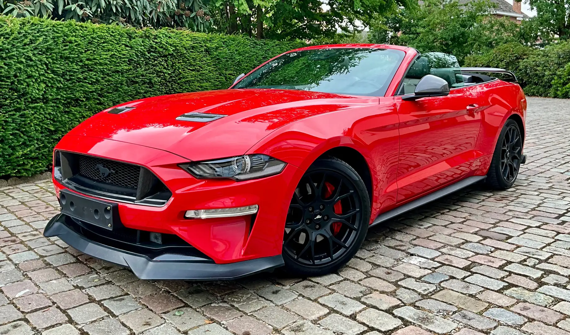 Ford Mustang Mustang Convertible 2.3 EcoBoost  ### 79000 km ### Rouge - 1