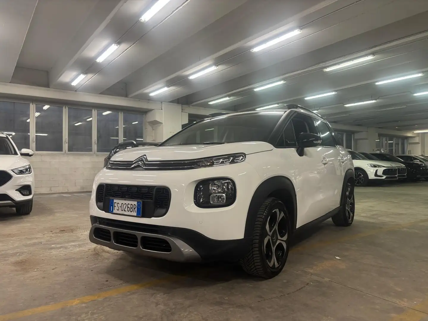Citroen C3 Aircross 1.2 puretech Shine s&s 110c Bianco - 1