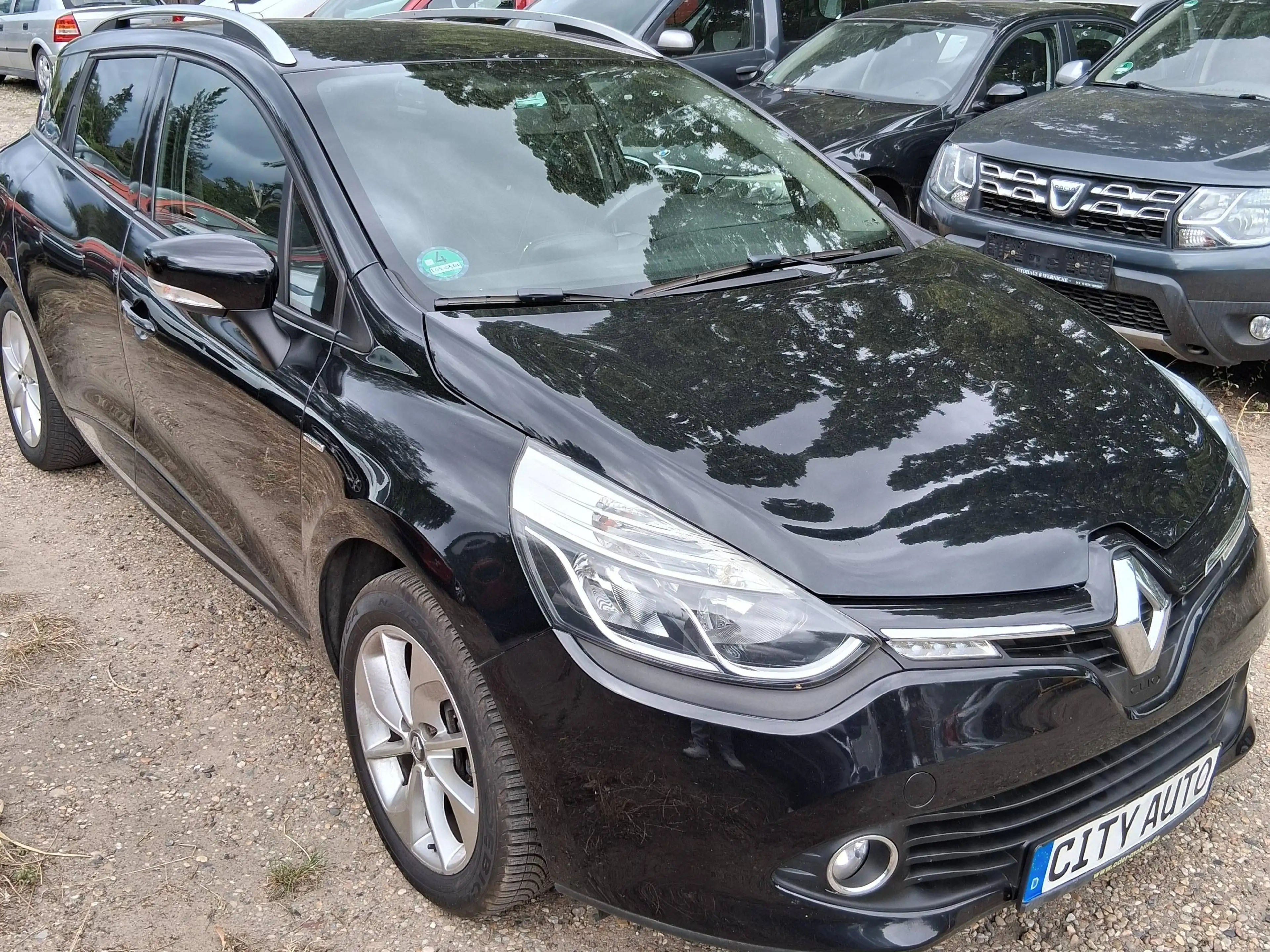 Renault Clio Limited — photo 6
