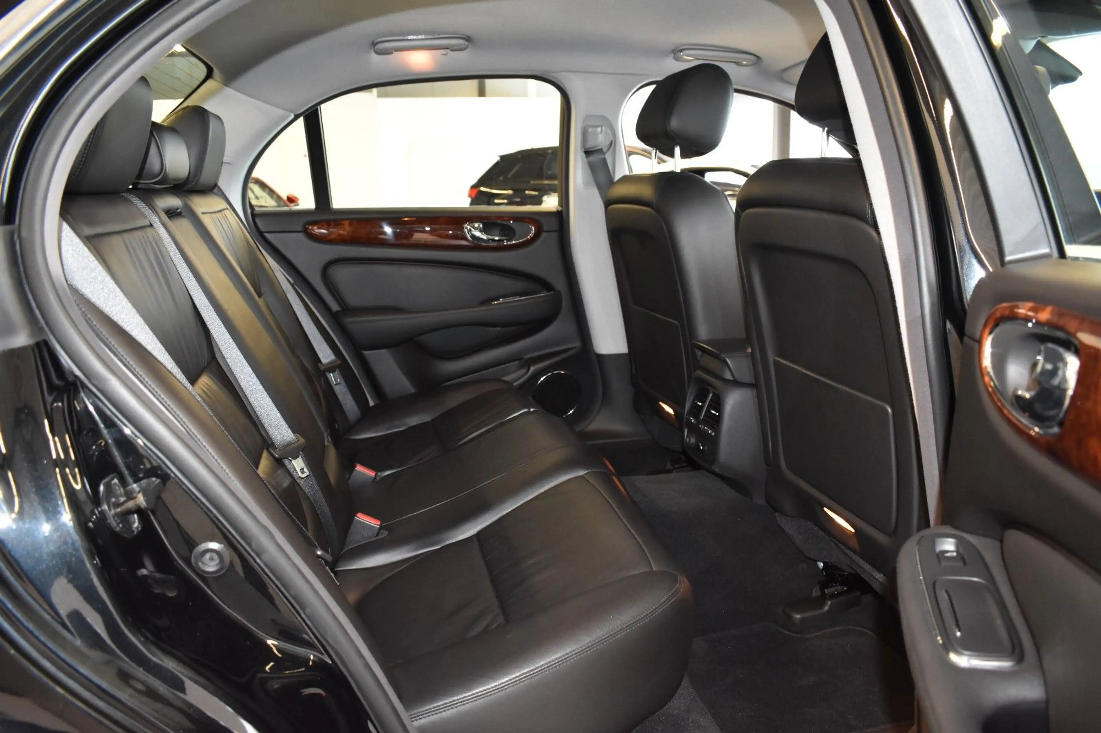 Jaguar XJ 4.2 XJ8 (X358) Executive FACELIFT/ — photo 13