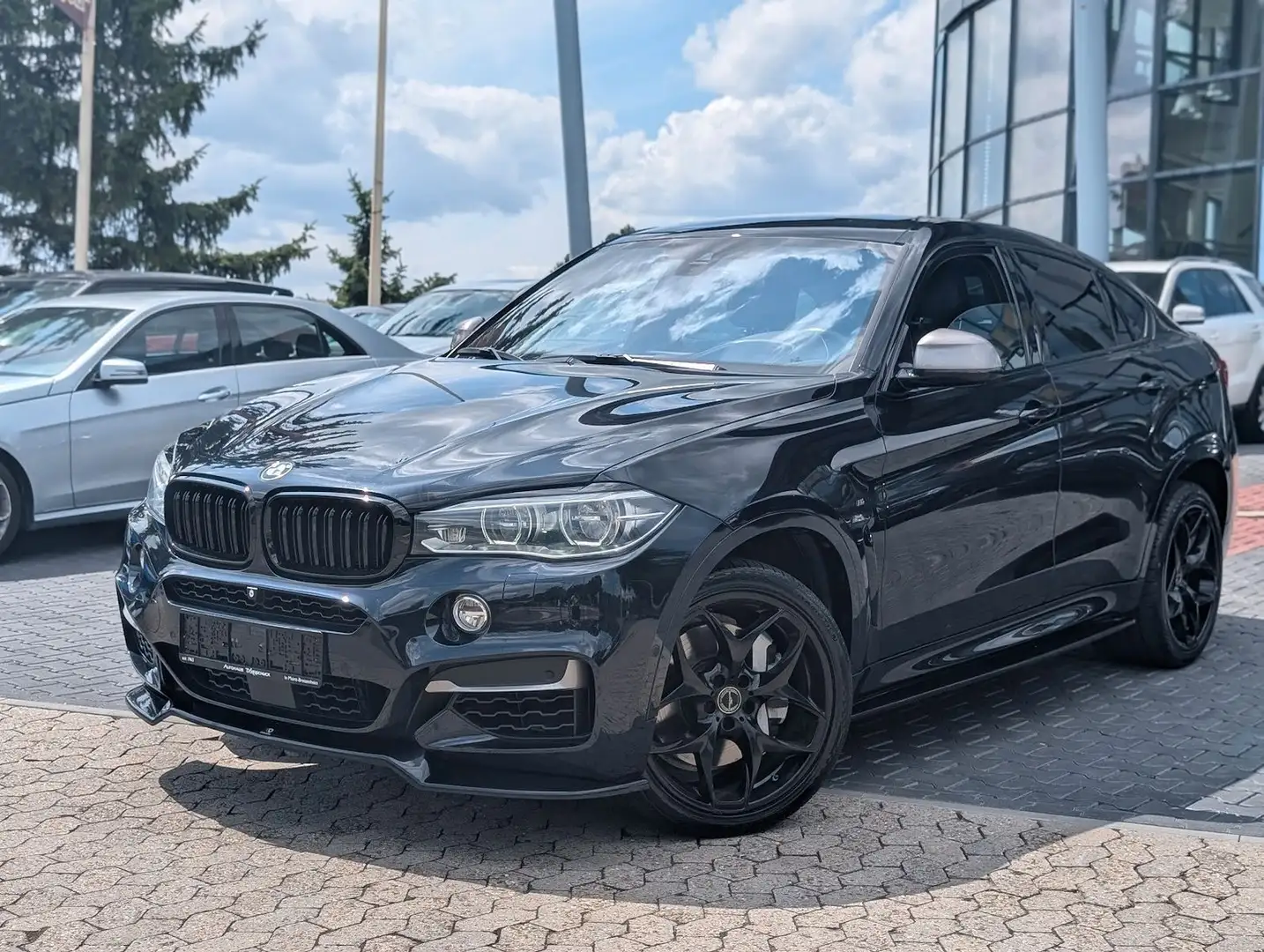 BMW X6 M50d RFK. Schiebedach. Sitzh. Standheizung. Fekete - 1
