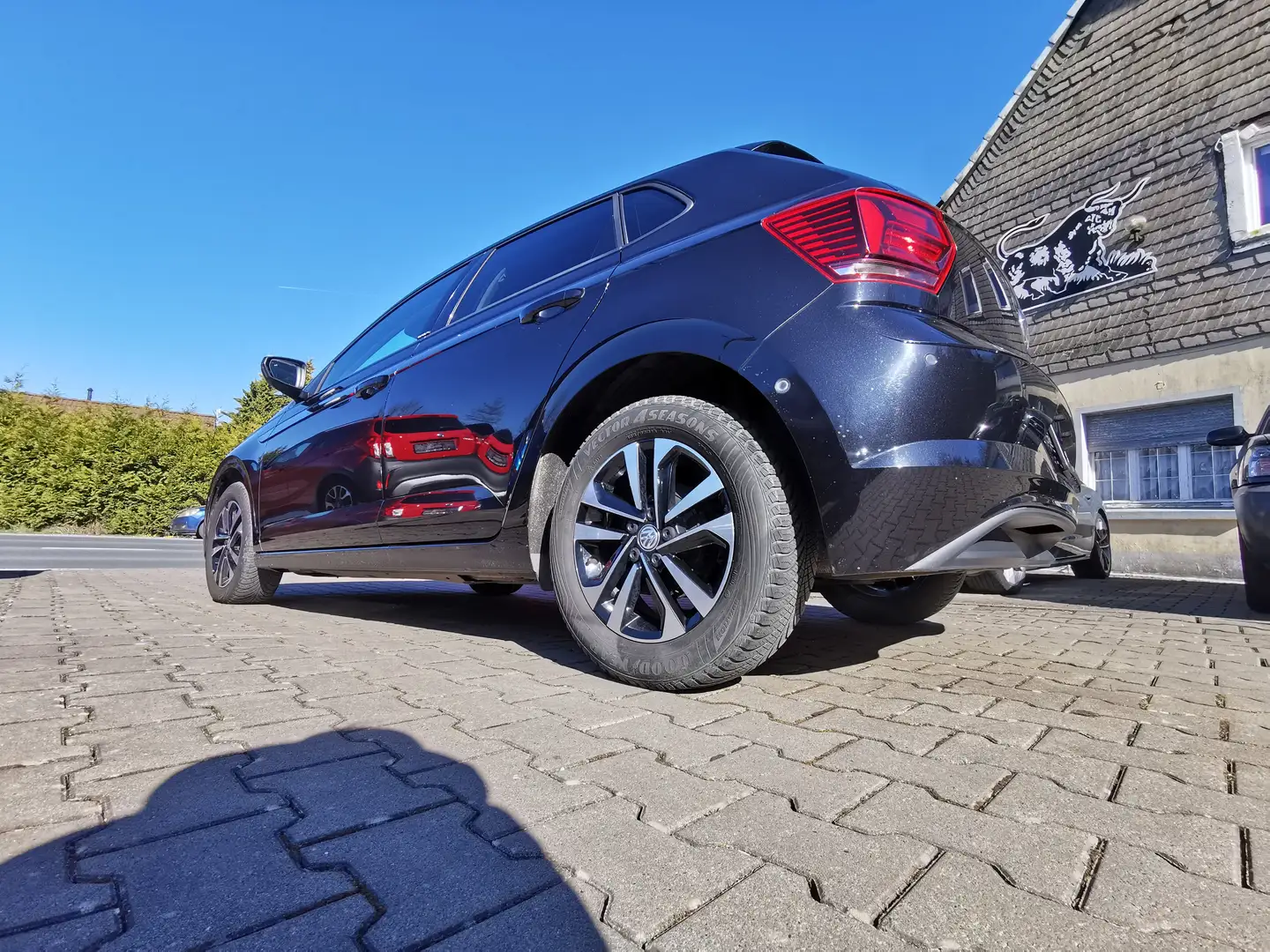Volkswagen Polo IQ.DRIVE/Navi/Freisprech/Parkassist/ToterwinkelAss Zwart - 2