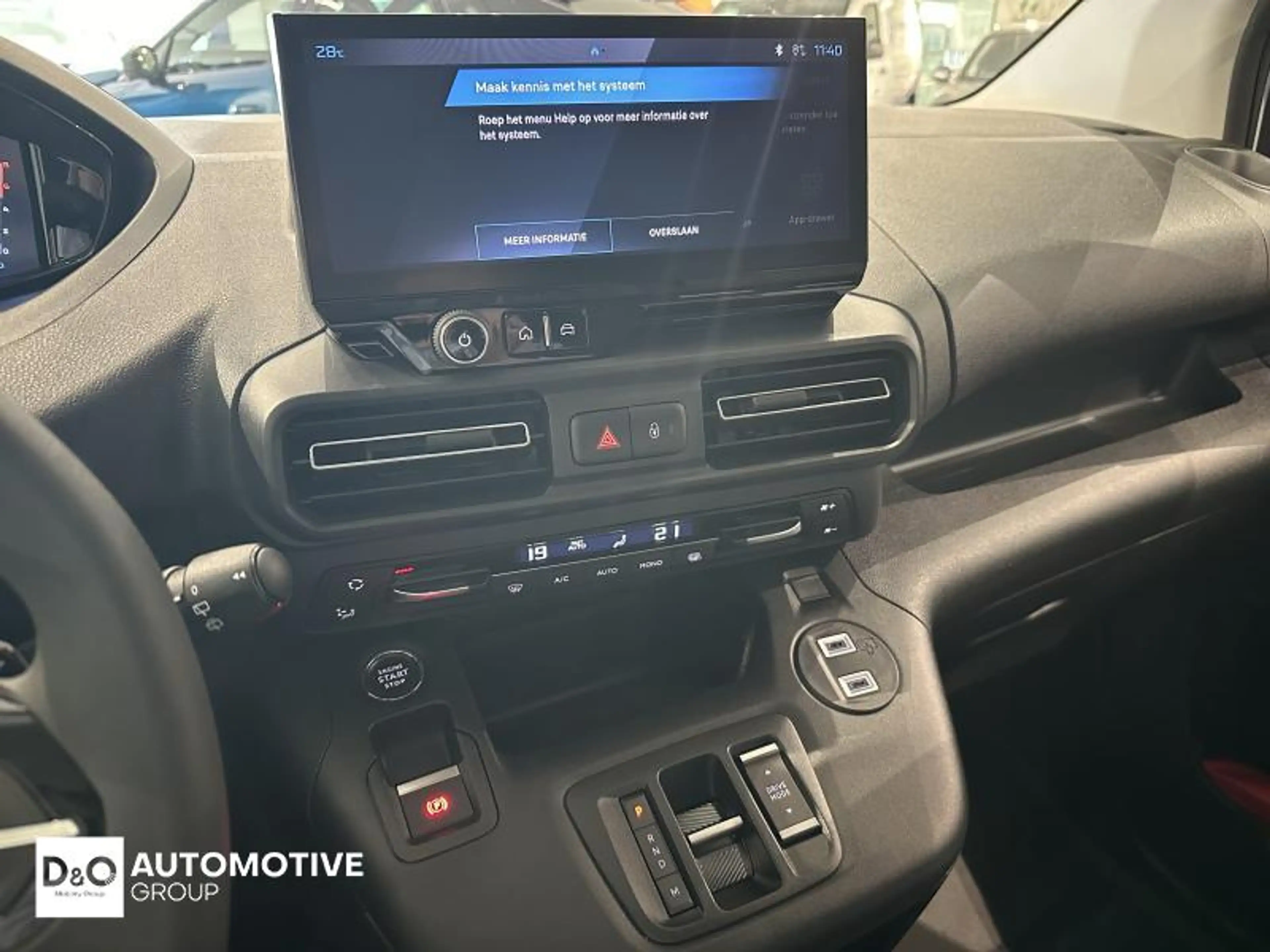 Peugeot Partner xl automatic — photo 15