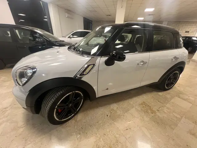 MINI Cooper D Countryman Mini Countryman 1.6 Cooper D all4