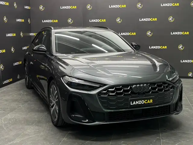 Audi A5 view 3