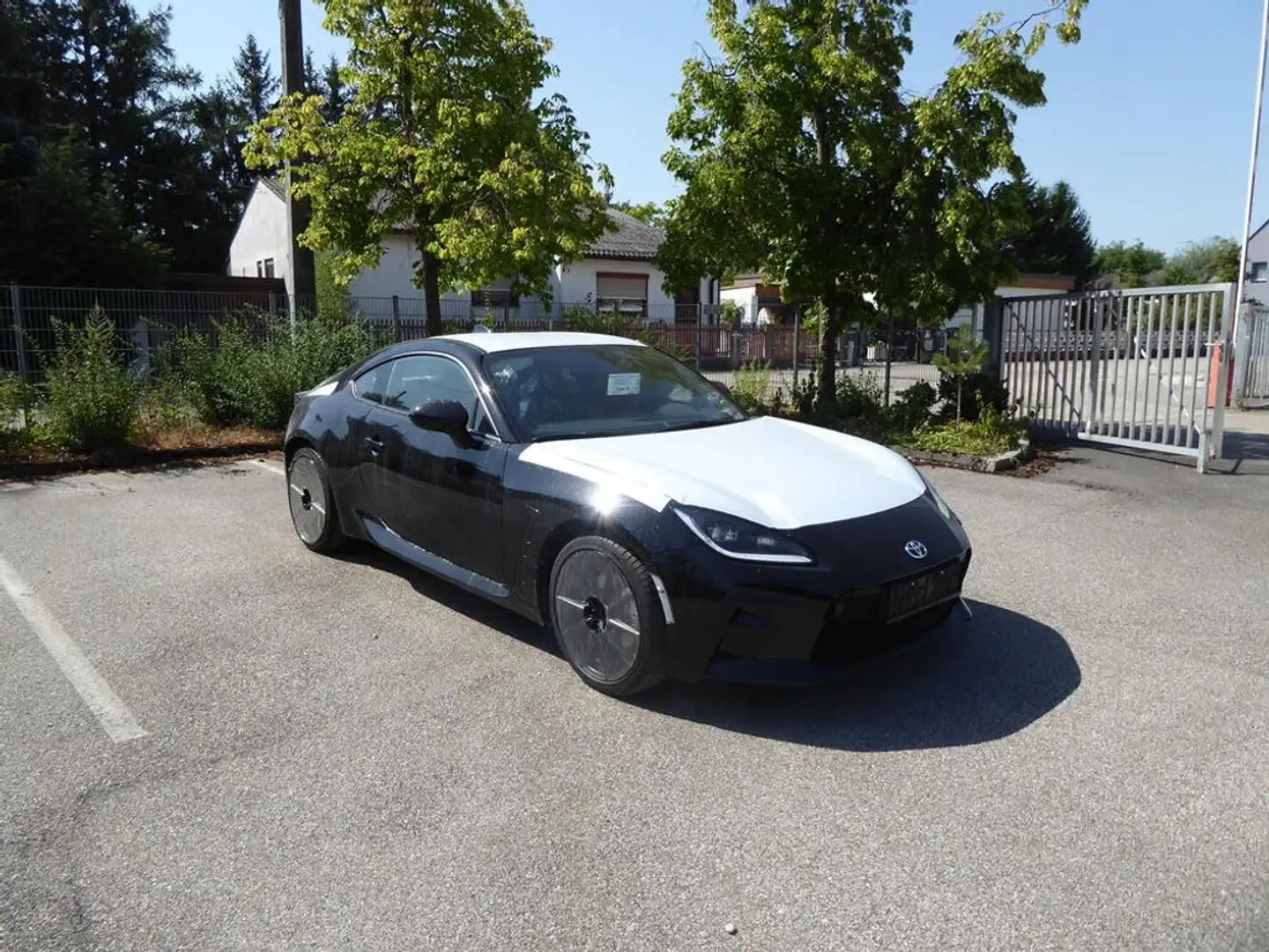 Toyota GR86 2,4 Boxer Aut. Černá - 1