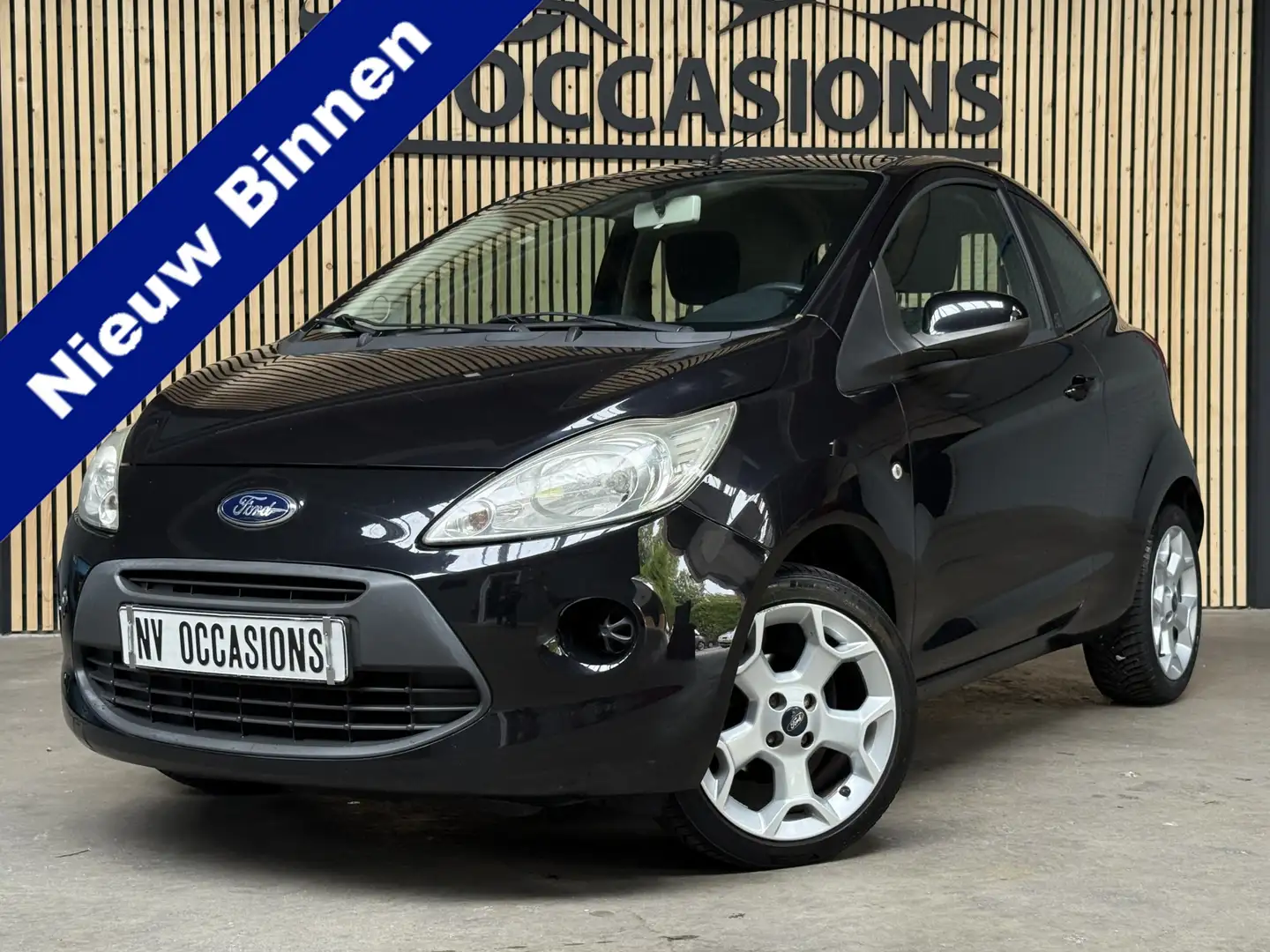 Ford Ka/Ka+ 1.2 Cool&Sound AIRCO/16"LV/ELEKR/NAP/SPORTIEF/APK! Zwart - 1