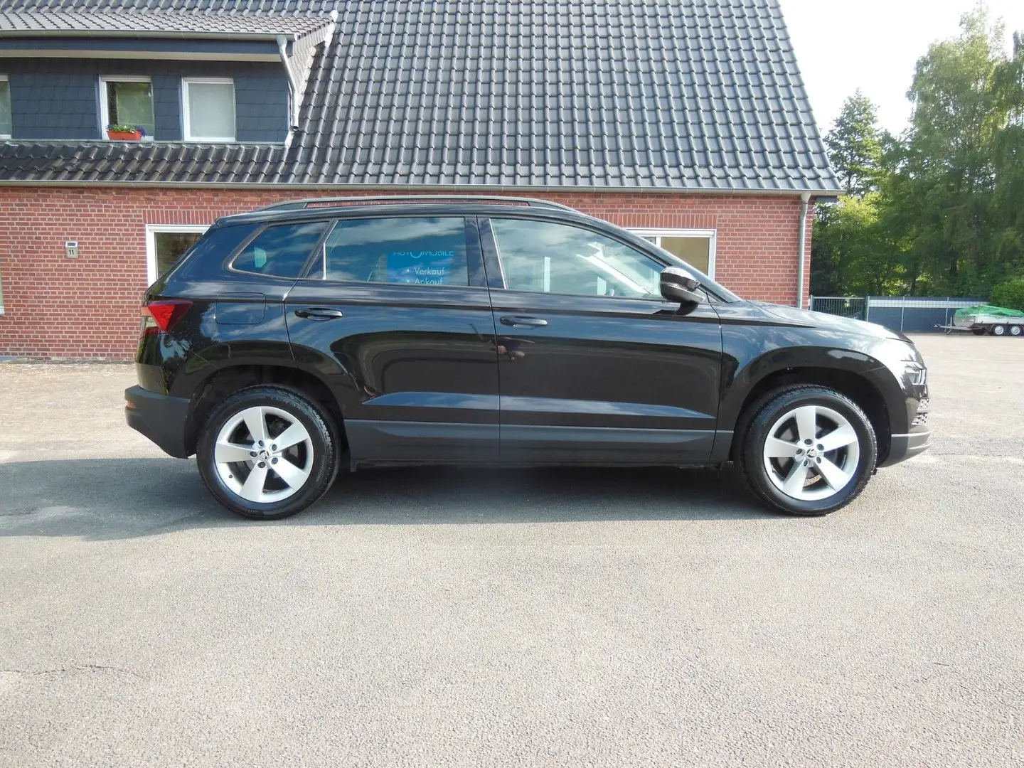 Skoda Karoq Ambition TSI NAVI/SMART-LINK/SPIEGELPAKET Schwarz - 2