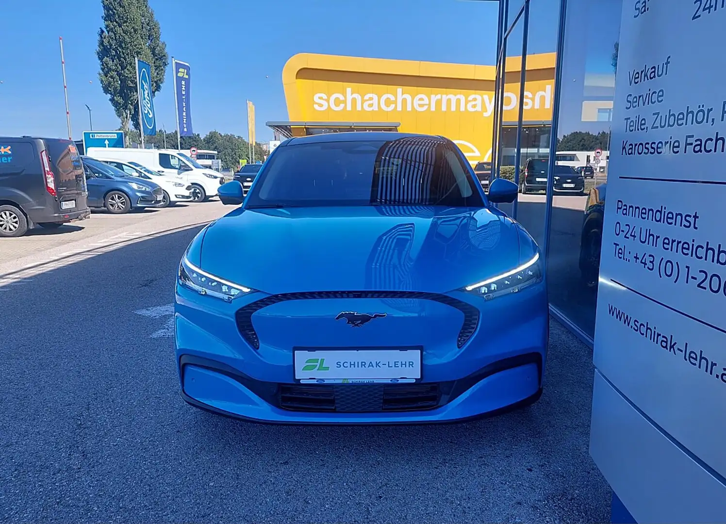 Ford Mustang Mach-E Base SPORT UTILITY VEHICLE Blau - 2