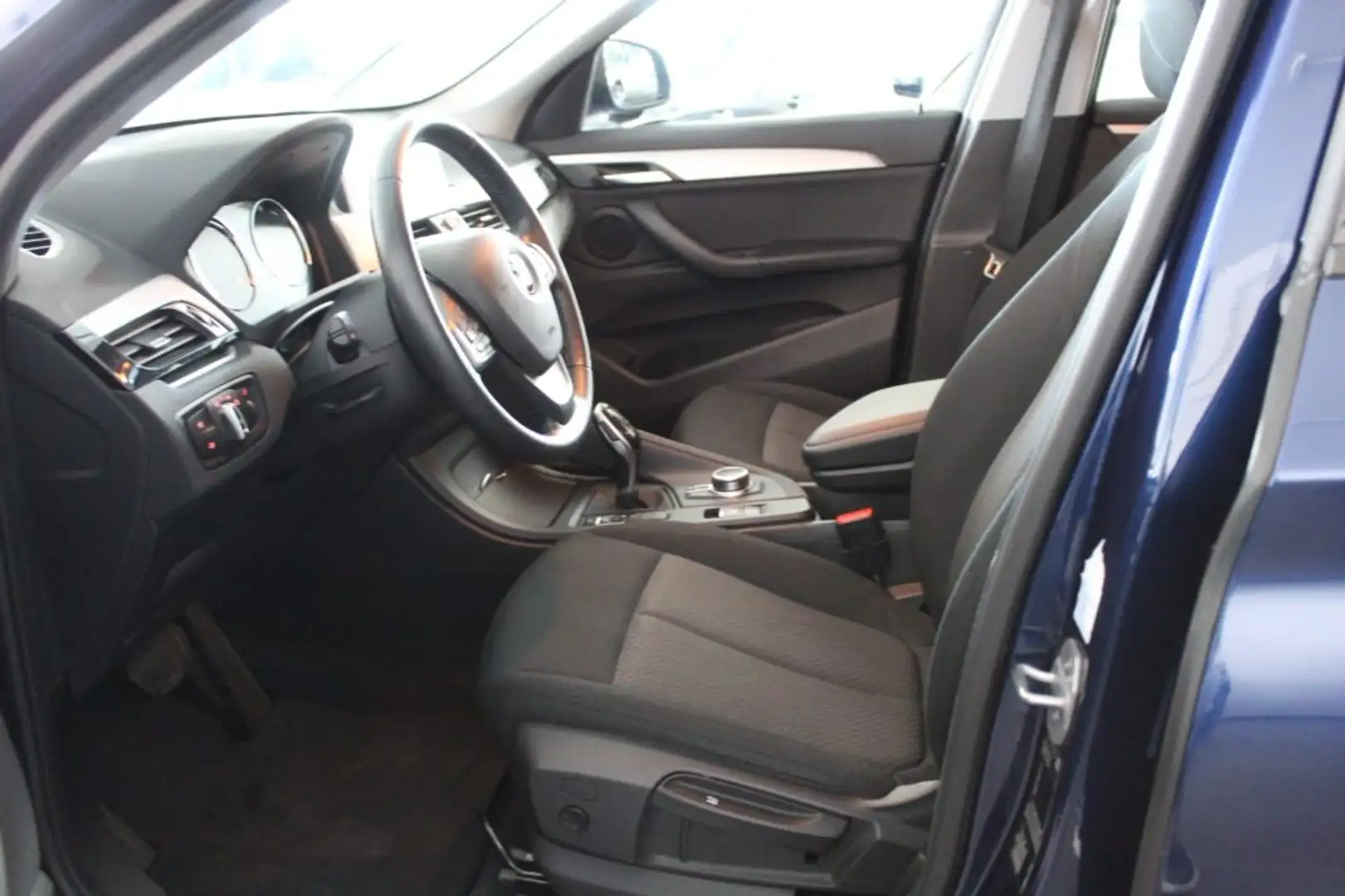 BMW X1 2.0 D S-Drive 150 CV Business Advantage Bleu - 2