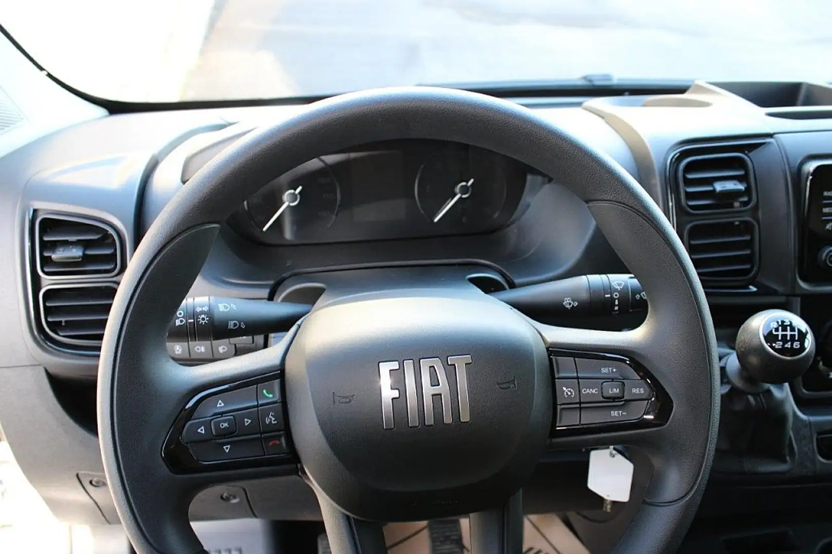 Fiat Ducato Ducato 30 L2H2 120 Klima Park Kamera Boden Nett... Weiß - 2