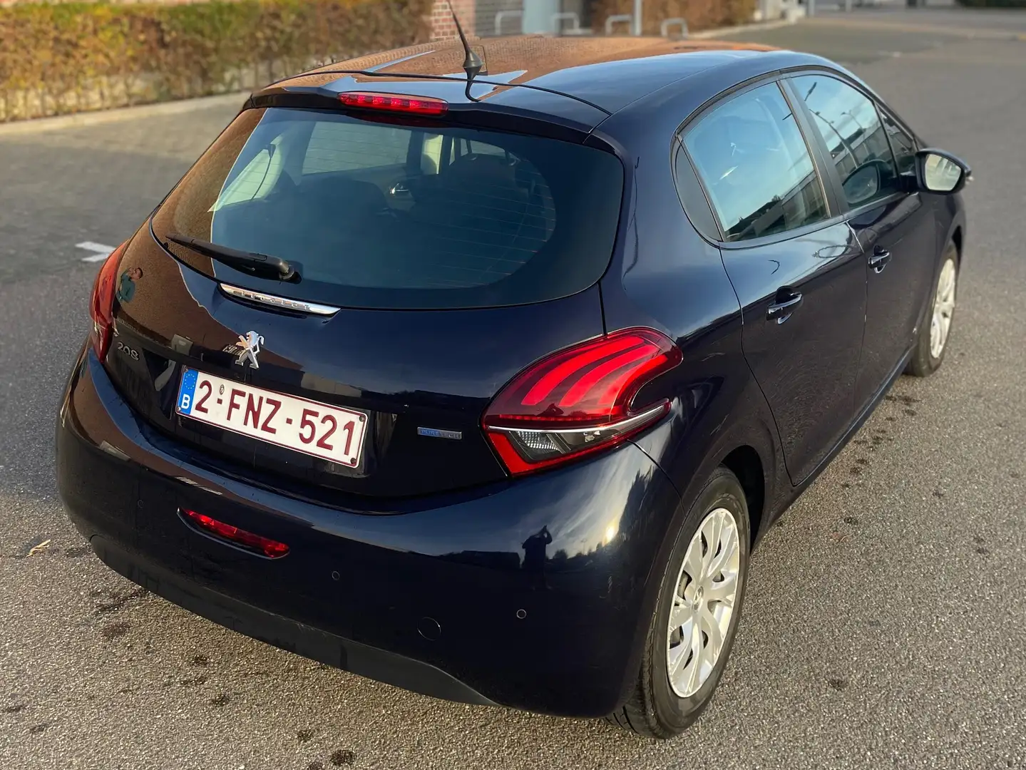 Peugeot 208 208 1.2i PureTech Style Bleu - 1