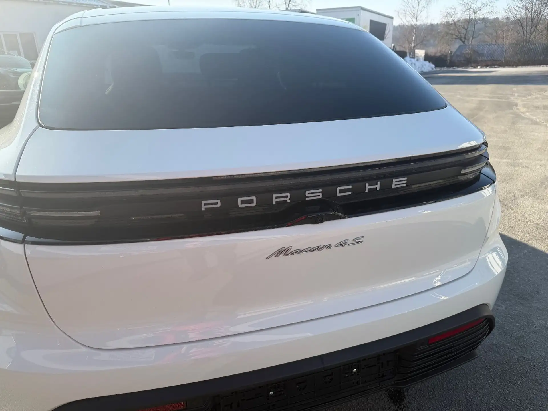 포르쉐 Porsche Macan 4S Electric 2025 흰색 사진 6