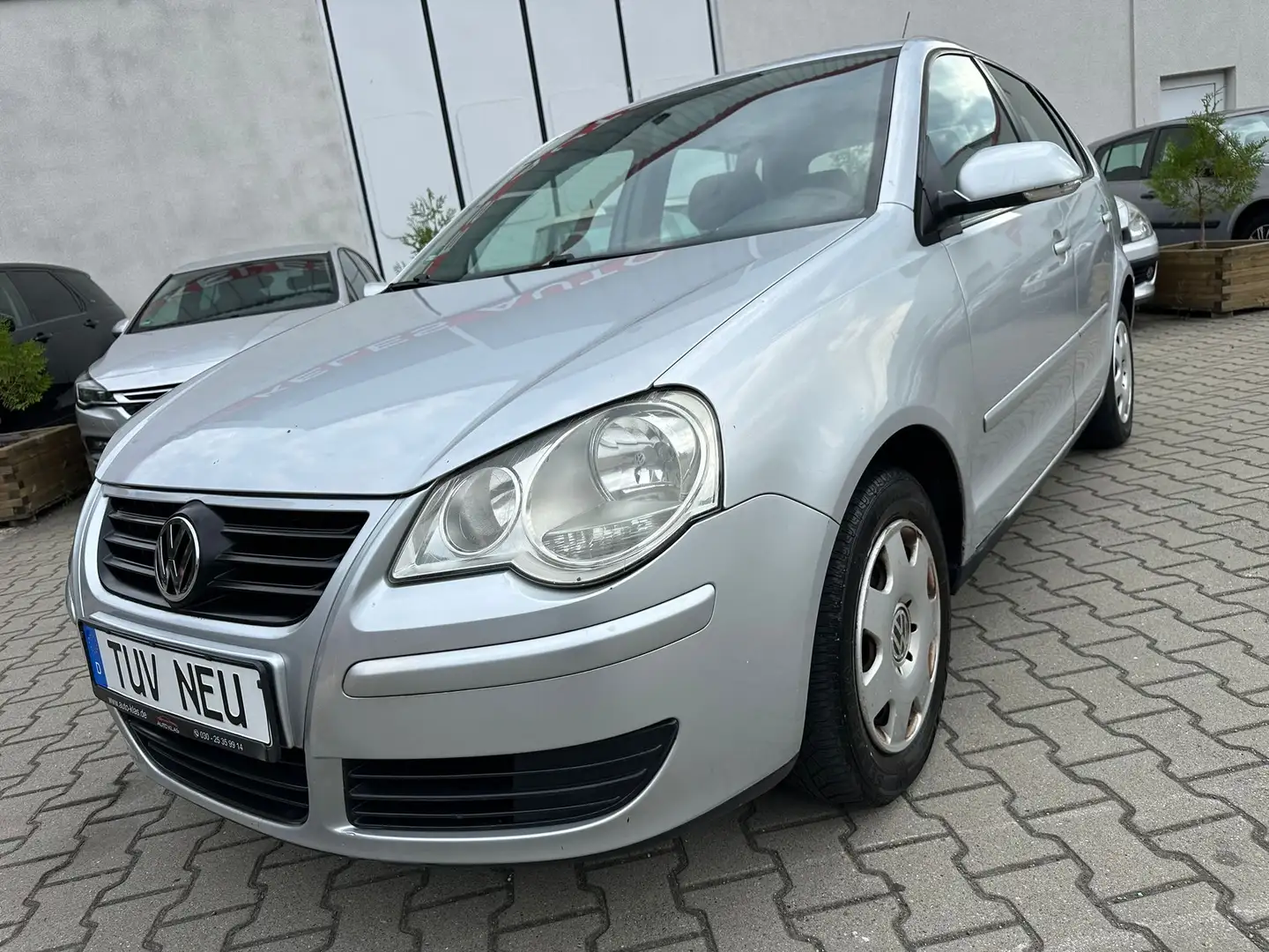 Volkswagen Polo Tüv neu Silber - 2