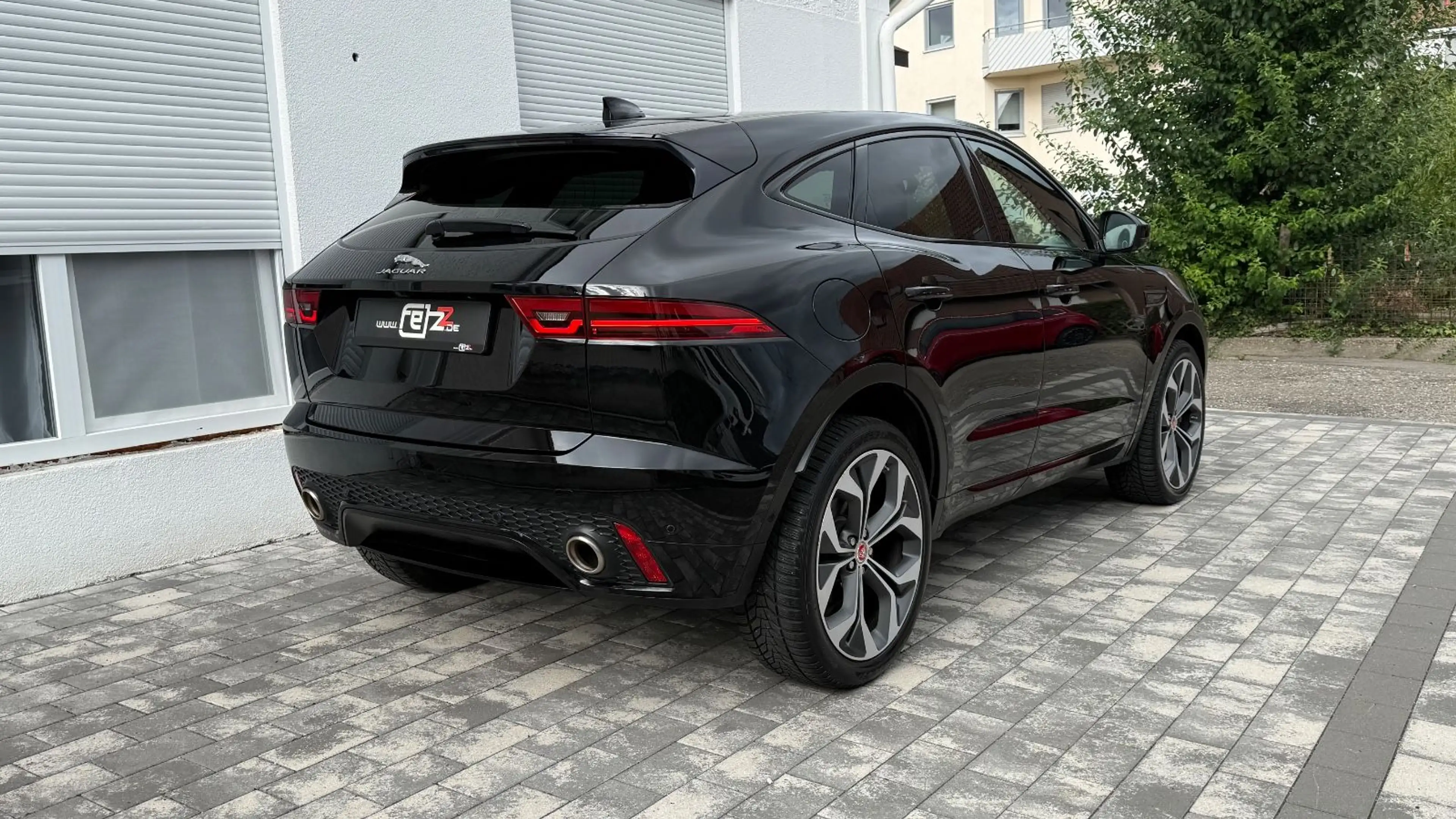 Jaguar E-Pace R-DYNAMIC 4WD #Automatik #HeadUp — photo 3