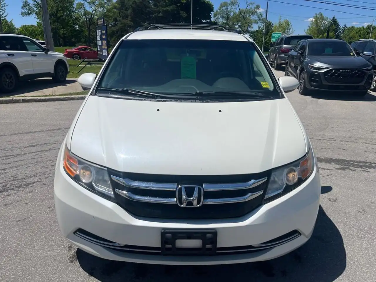 Honda Odyssey снимка Honda Odyssey