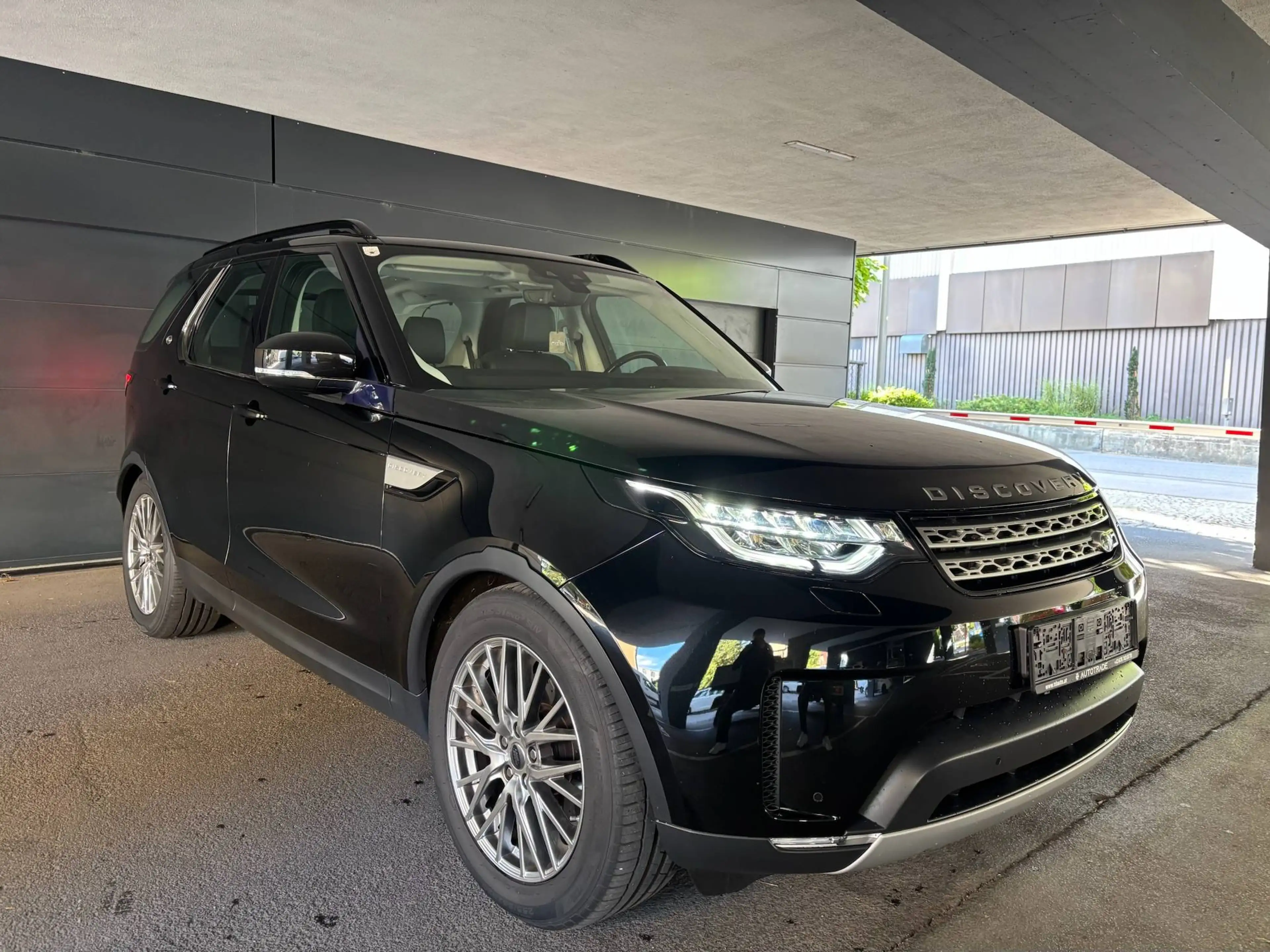 Land Rover Discovery Discovery 5 3,0 TDV6 HSE Aut. HSE — photo 5
