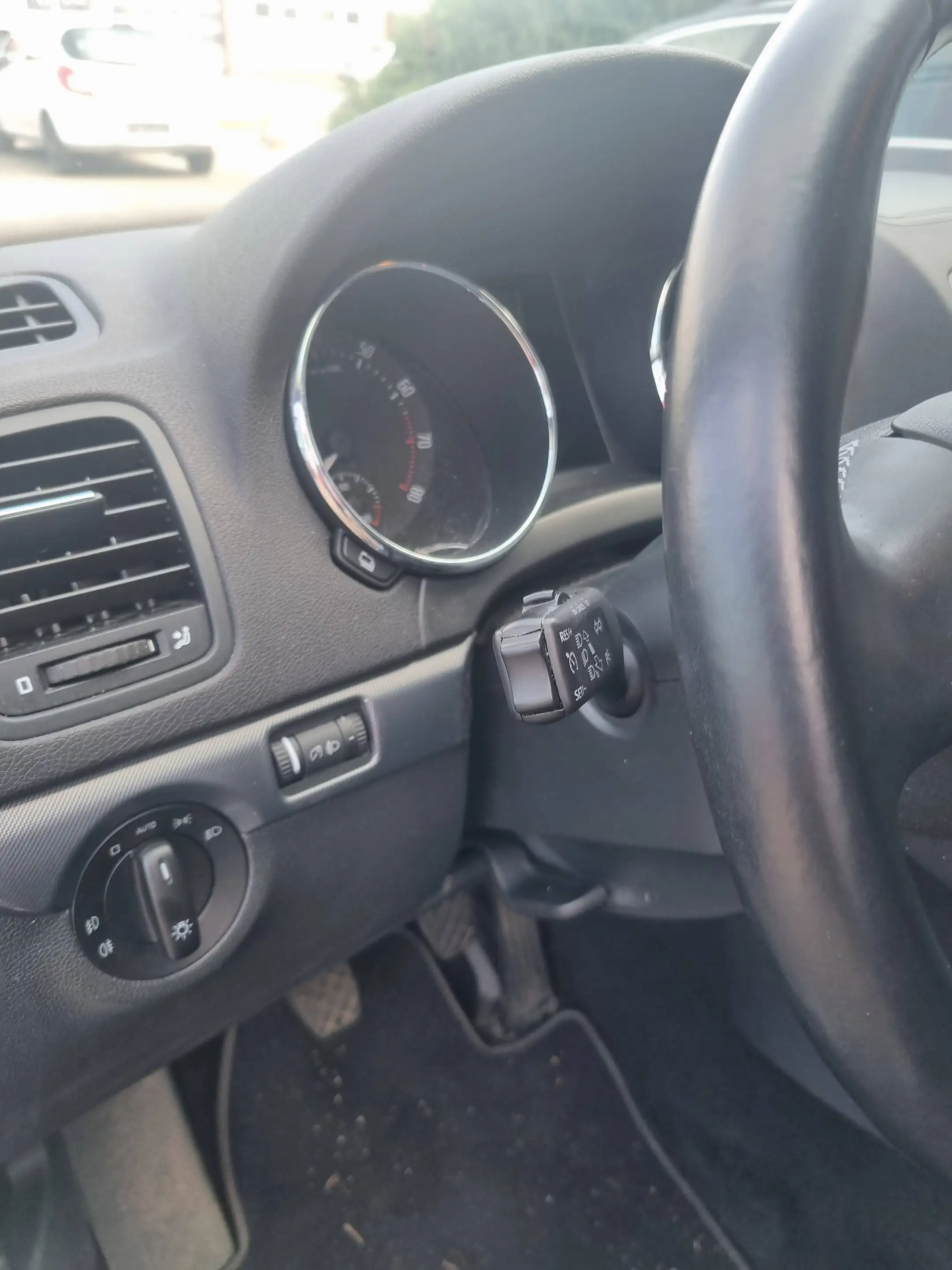 Skoda Yeti Yeti 1.2 TSI Adventure aus 1.HD — photo 15