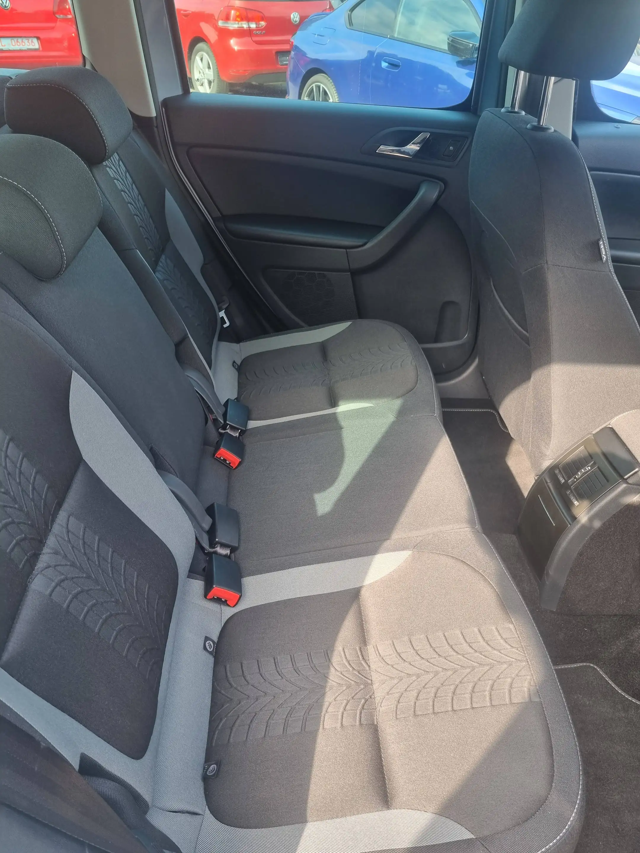 Skoda Yeti Yeti 1.2 TSI Adventure aus 1.HD — photo 13