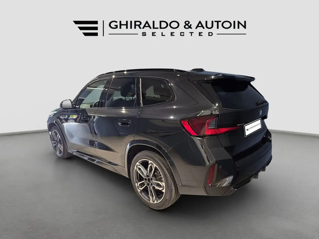 BMW X1 sDrive 18i MSport DCT 136CV Tetto Sospensioni 3