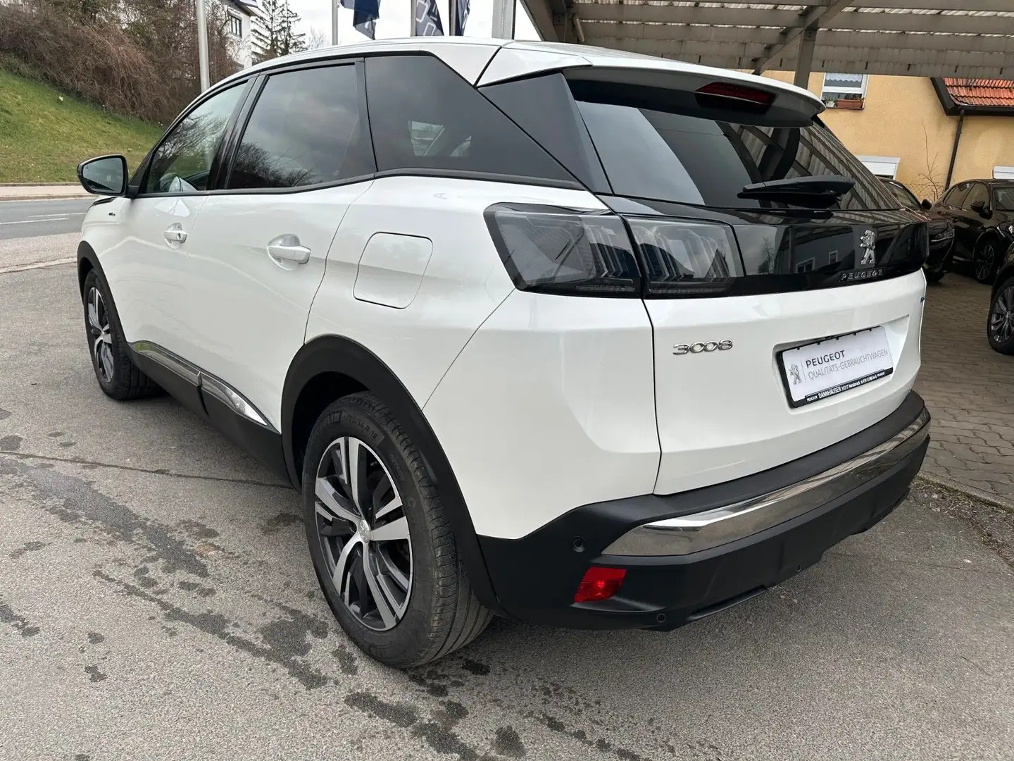 Peugeot 3008 HYBRID 225 e-EAT8 Allure Wit - 2