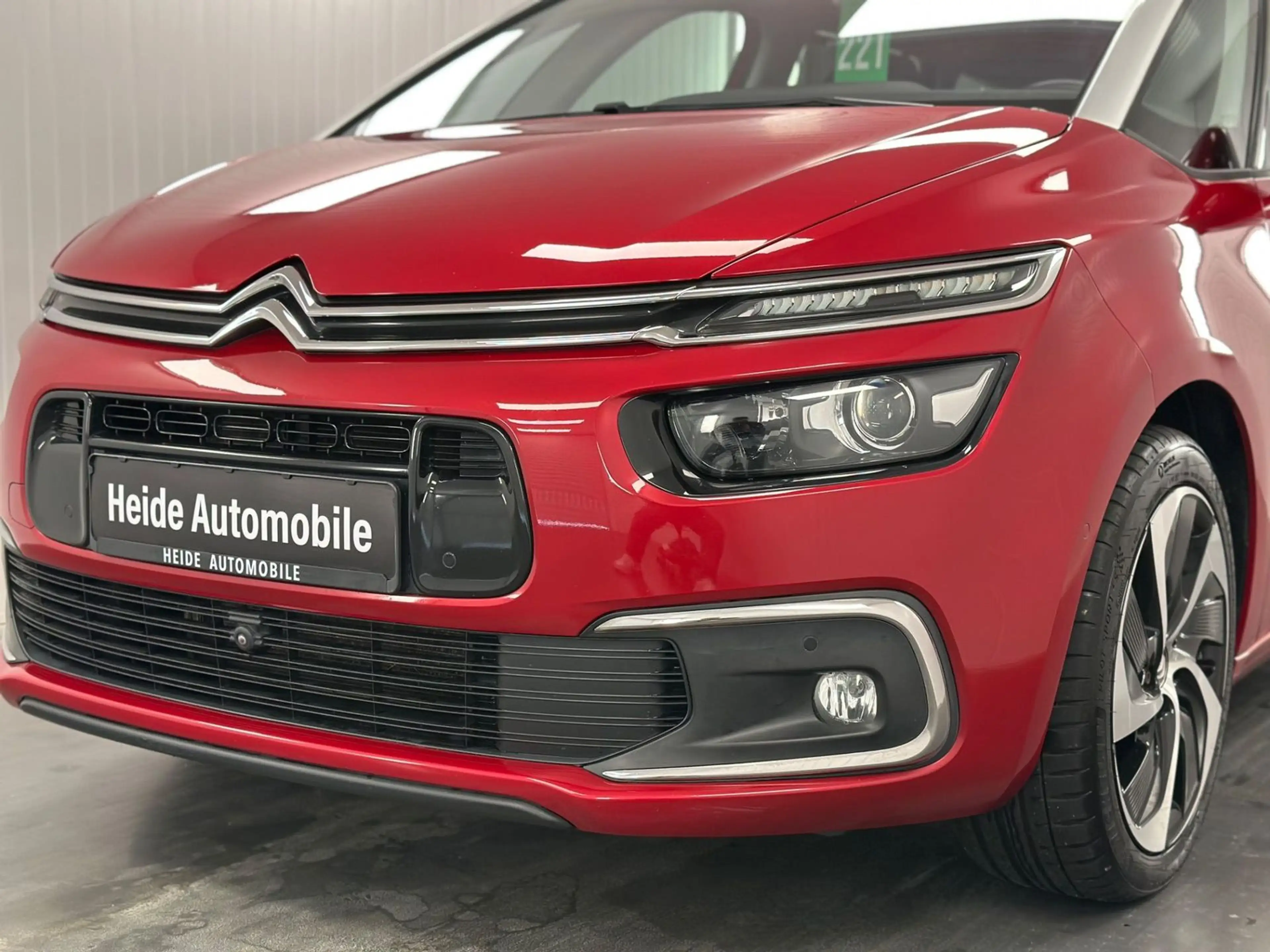 Citroen Grand C4 Picasso Grand 1.6.16V THP155/165 Shine — photo 5