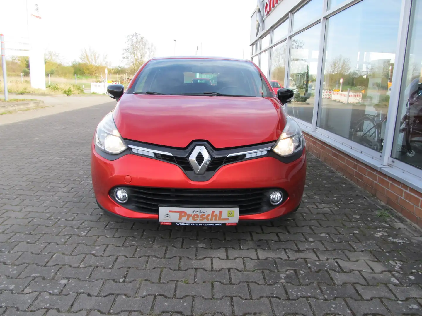 Renault Clio Limited, Klimaanlage, Navi, 8-fach Bereift Rot - 2