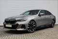 BMW 550 5 Serie 550e xDrive M Sport Automaat / Panoramadak Gris - thumbnail 22