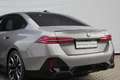 BMW 550 5 Serie 550e xDrive M Sport Automaat / Panoramadak Gris - thumbnail 35