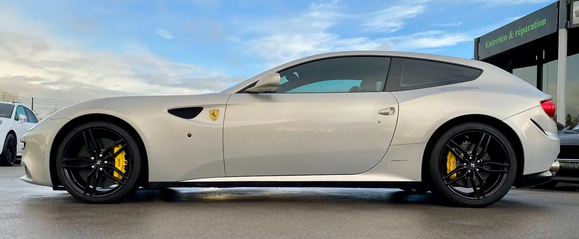 Ferrari FF Ferrari Four /6.2l V12 661 CH BVA 7 / Grey - 2