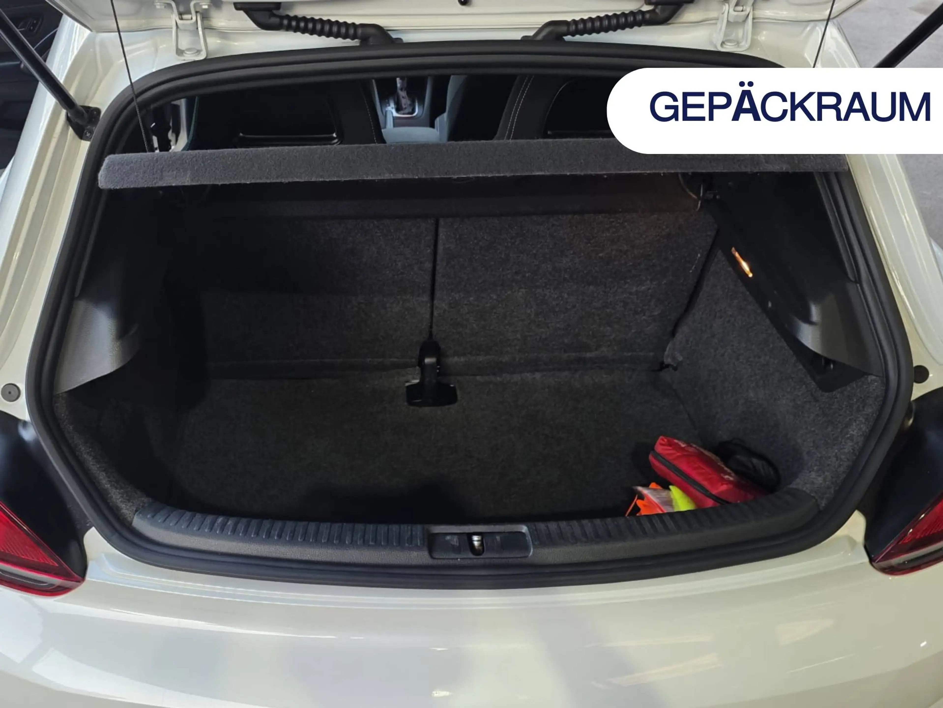 Volkswagen Scirocco 1.4 TSI 118 kW Match — photo 15