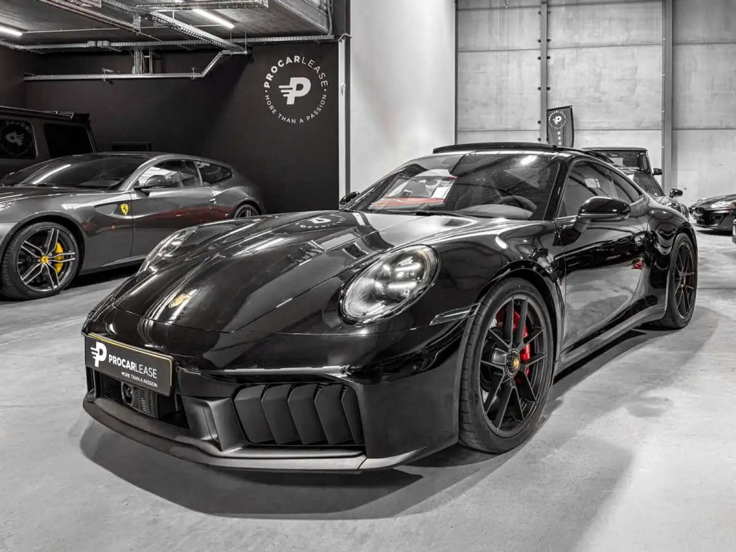 Porsche 992 911/992.2 CARRERA 4 GTS / FACELIFT MY2025 / SOFORT Noir - 1