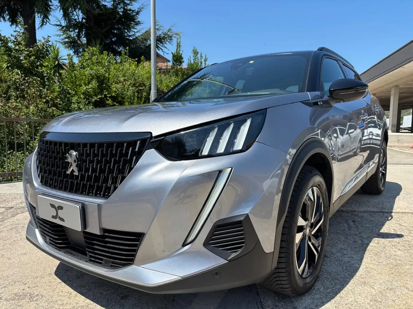 Peugeot 2008 1.5 bluehdi GT Pack Bi-Color Led - F1 - Navi - Grigio - 2