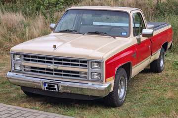 C10 Silverado  V8  5.0L  305  Longbed