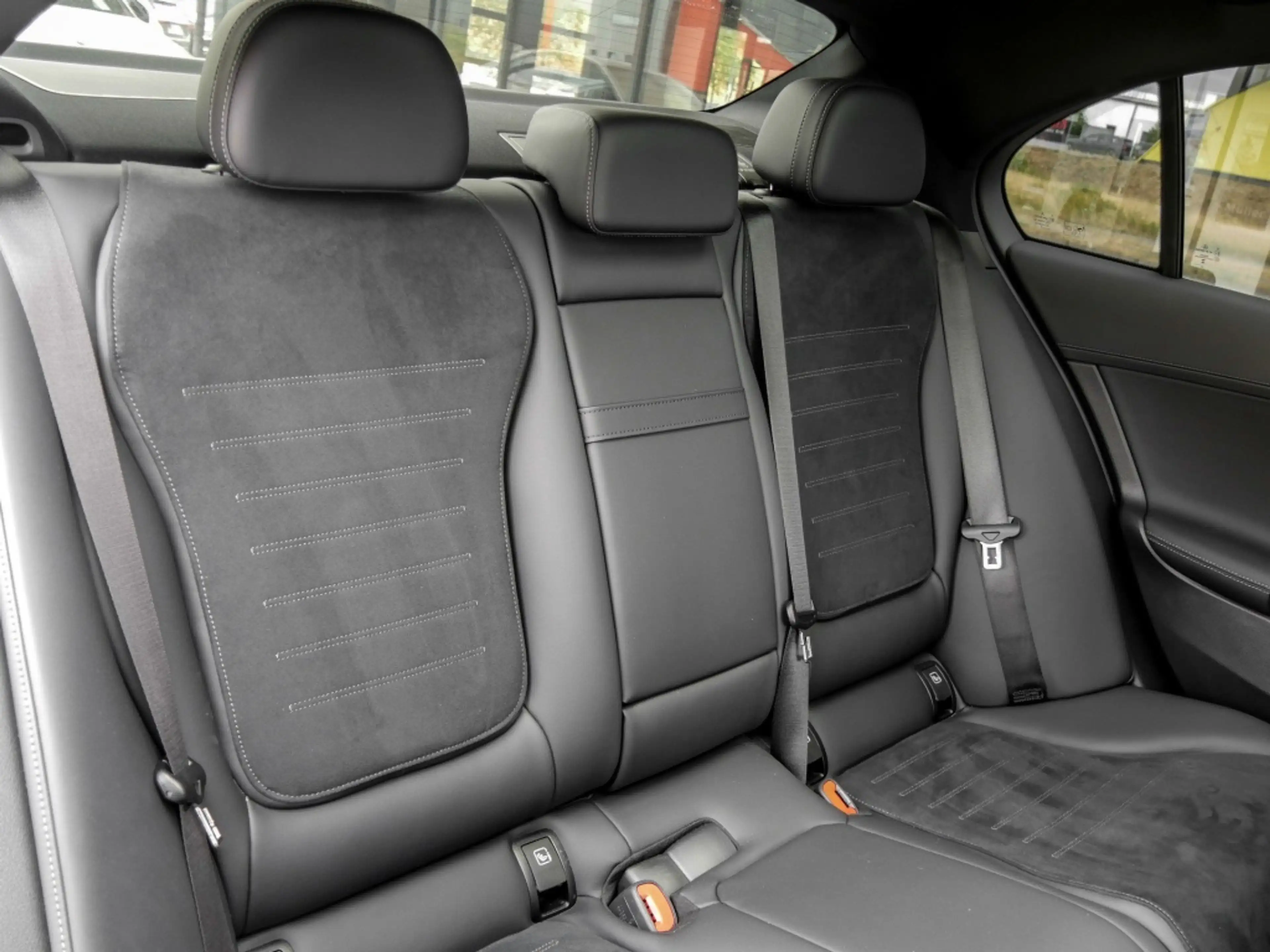 Mercedes-Benz C 200 AMG-Sport+Burm+Pano+Digital+Distr+Memo+360 — photo 5